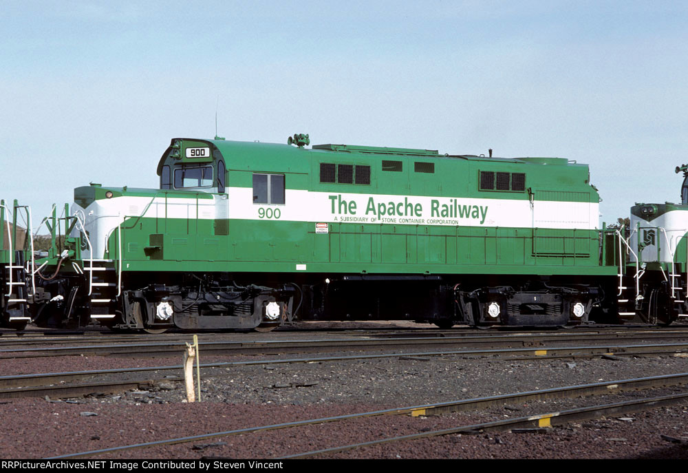 Apache Railway RS36 #900